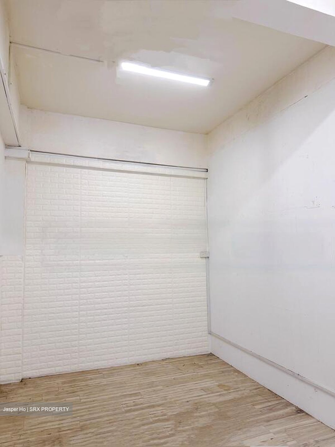 Golden Wall Flatted Factory (D12), Factory #472689811